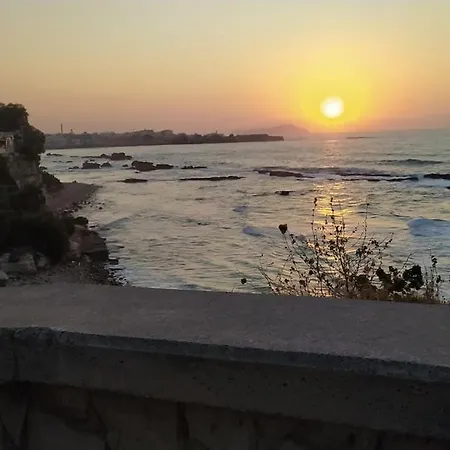 Апартаменты Chania Elia Chalepa *