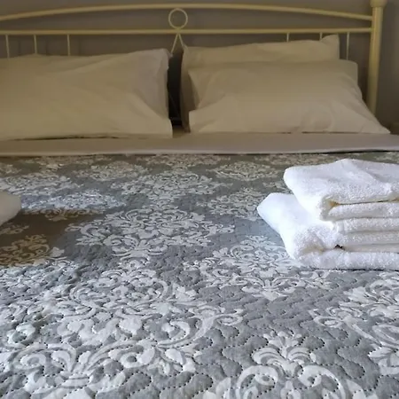 Elia Honolulu Apartament Chania (Crete)